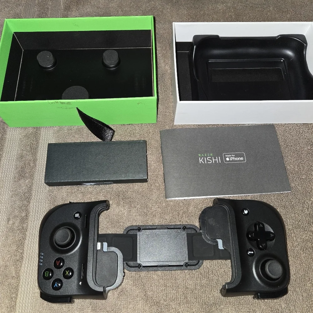 Kishi Razer Gaming Controller for  iPhone. New